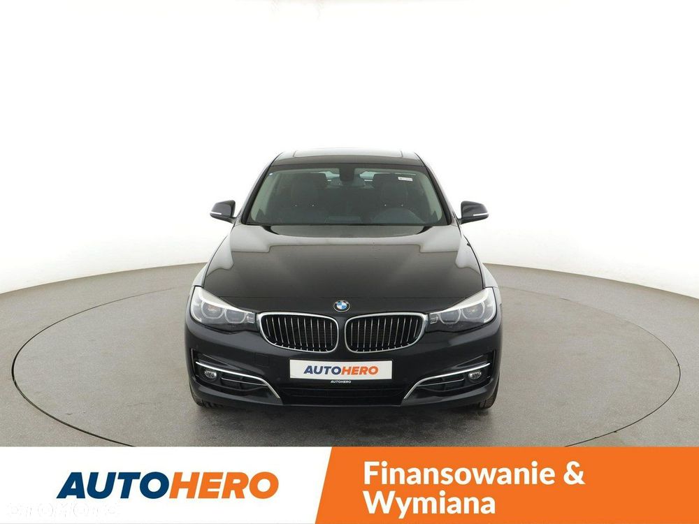 BMW Seria 3 318d Luxury Line - 11