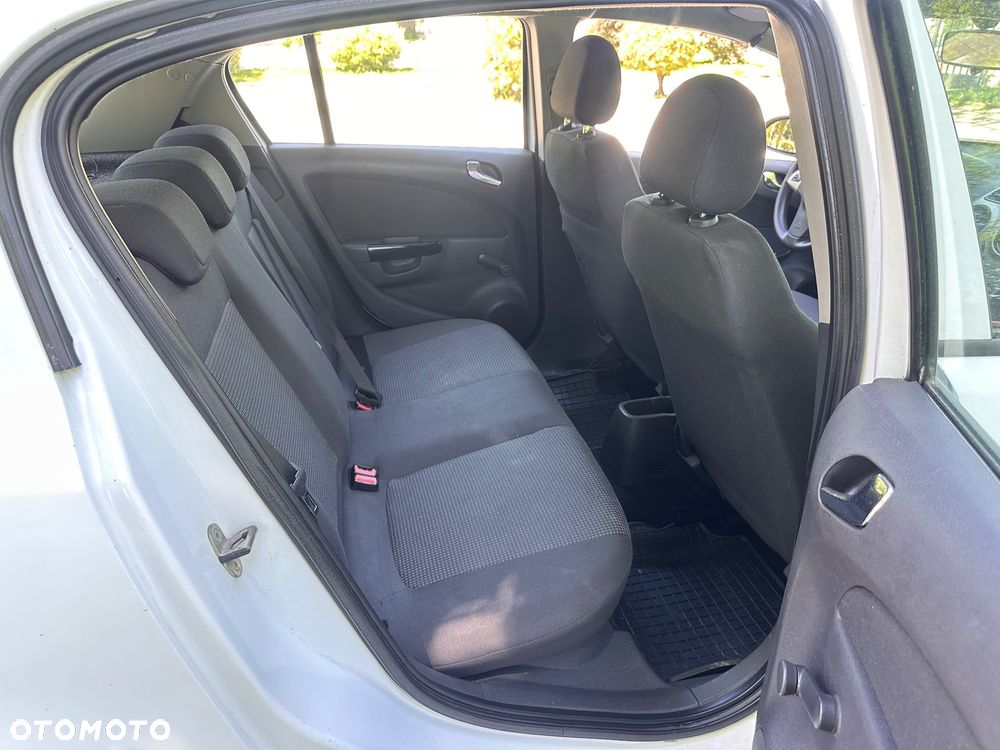 Opel Corsa - 16