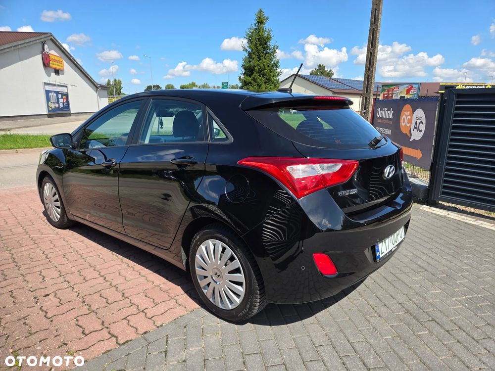Hyundai i30 1.6 GDI Premium - 26