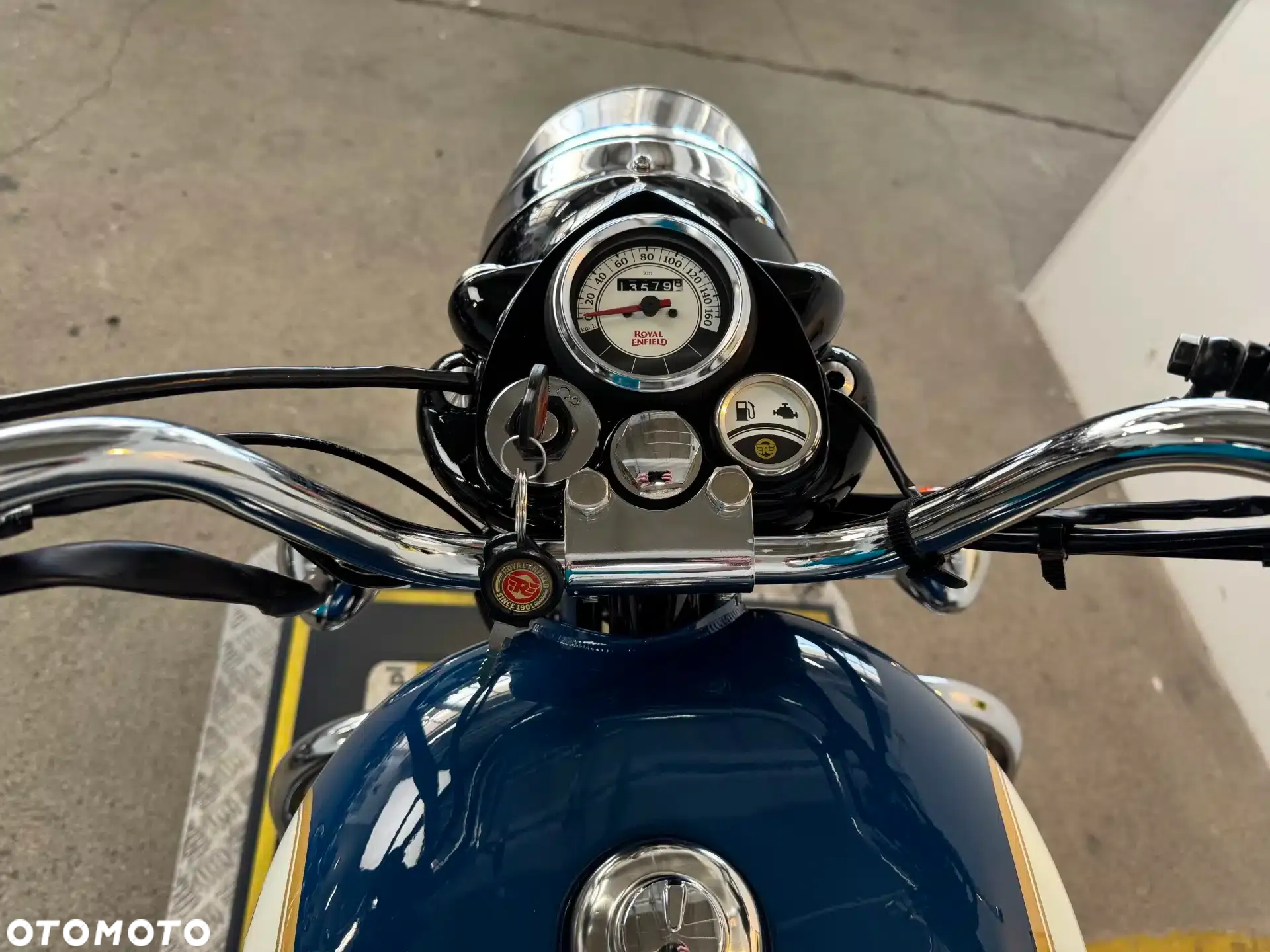 Royal Enfield Bullet - 30
