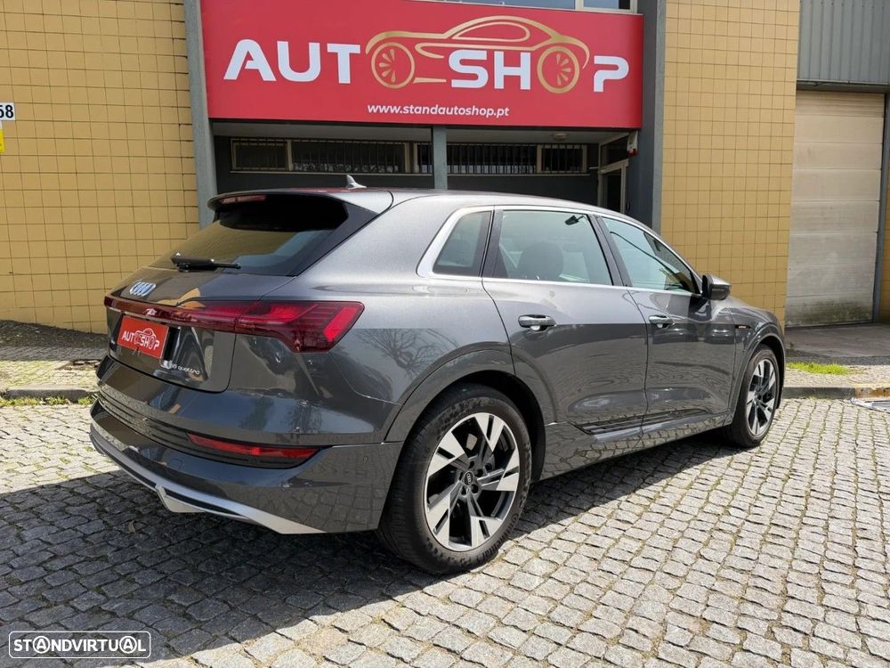 Audi e-tron 55 quattro S line - 25