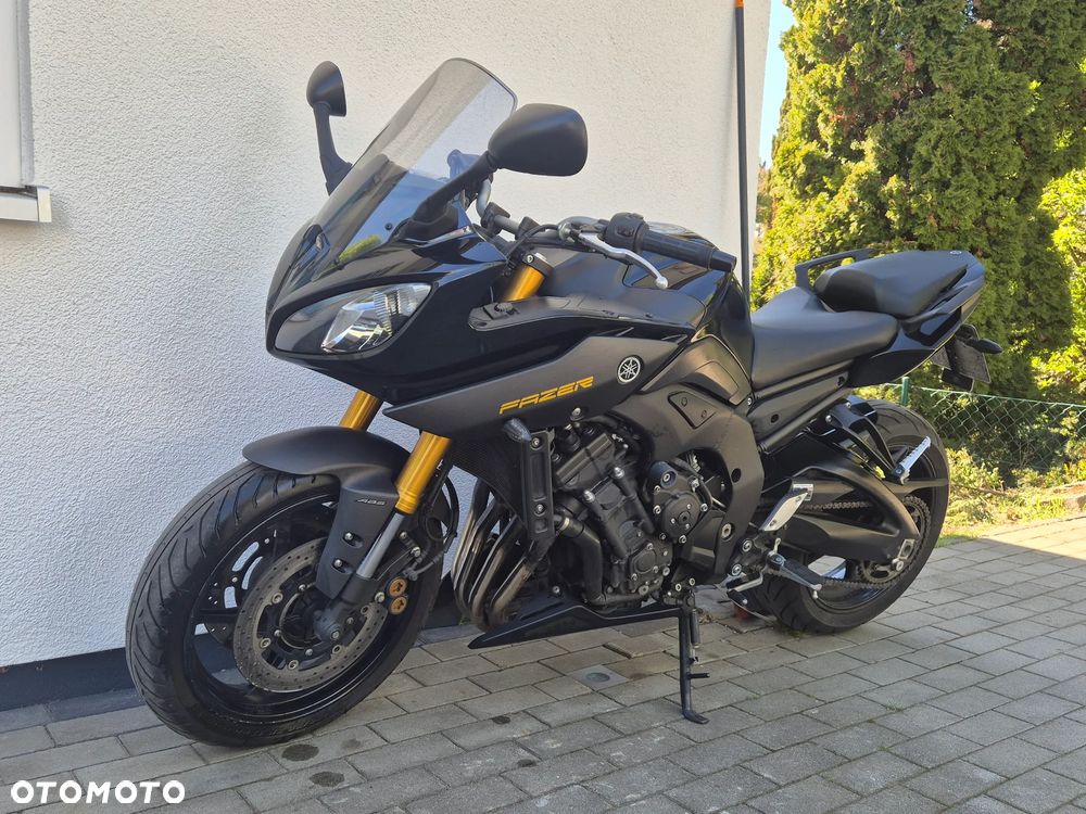 Yamaha FZ8 - 7