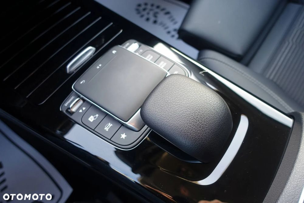 Mercedes-Benz Klasa A 180 d 7G-DCT Progressive - 21