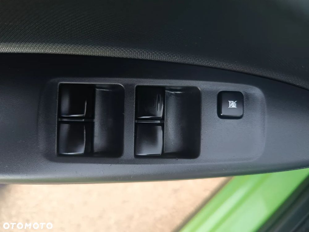 Mitsubishi Space Star 1.2 Clear Tec Color - 22