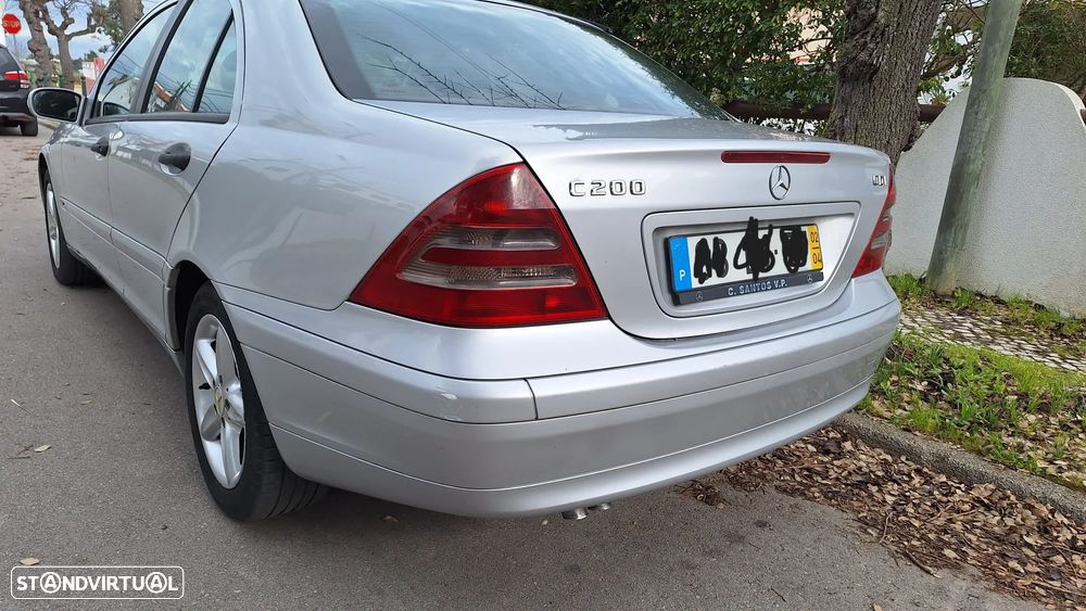 Mercedes-Benz C 200 - 8