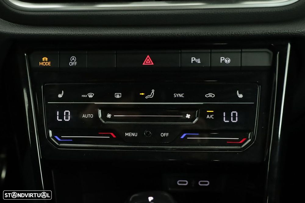 VW T-Roc Cabrio 1.5 TSI R-Line DSG - 16