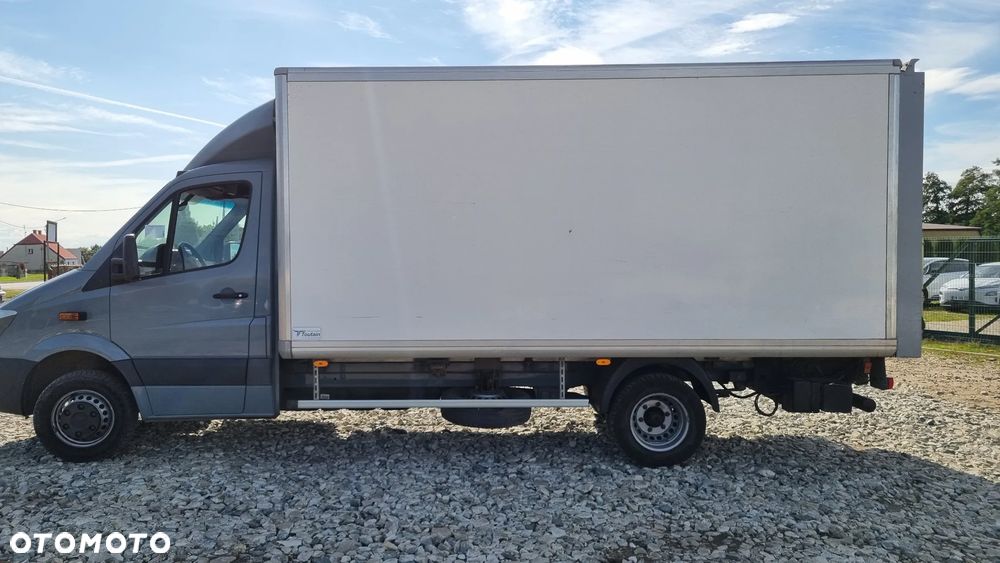 Mercedes-Benz Sprinter - 19