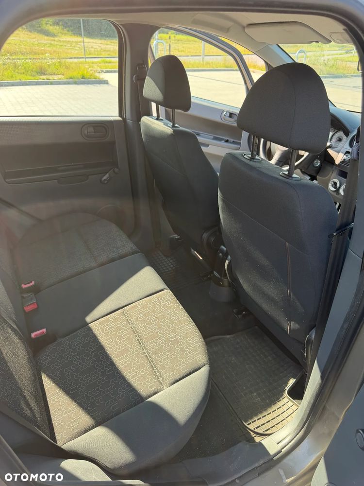 Mitsubishi Colt 1.3 Invite - 18