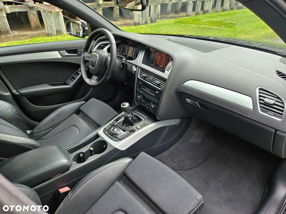 Audi A4 Avant 2.0 TDI - 13