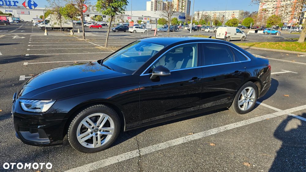 Audi A4 Limousine 35 TFSI S tronic - 12