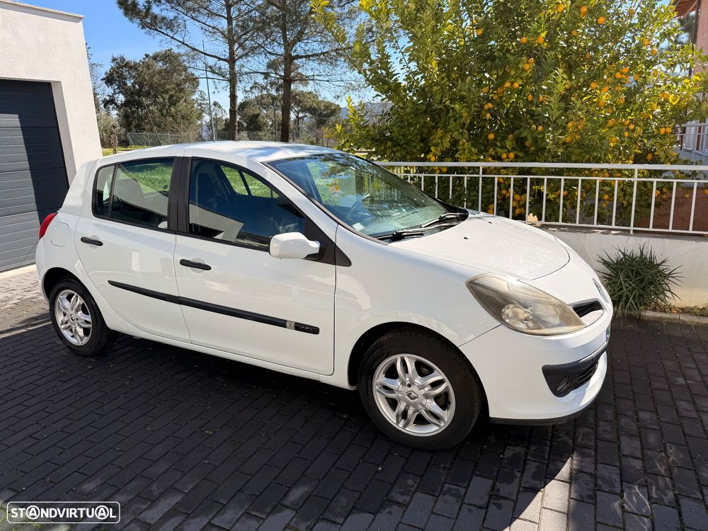 Renault Clio 1.5 dCi Confort - 7