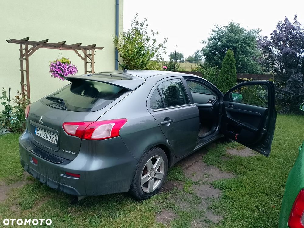 Mitsubishi Lancer 1.8 Invite - 2