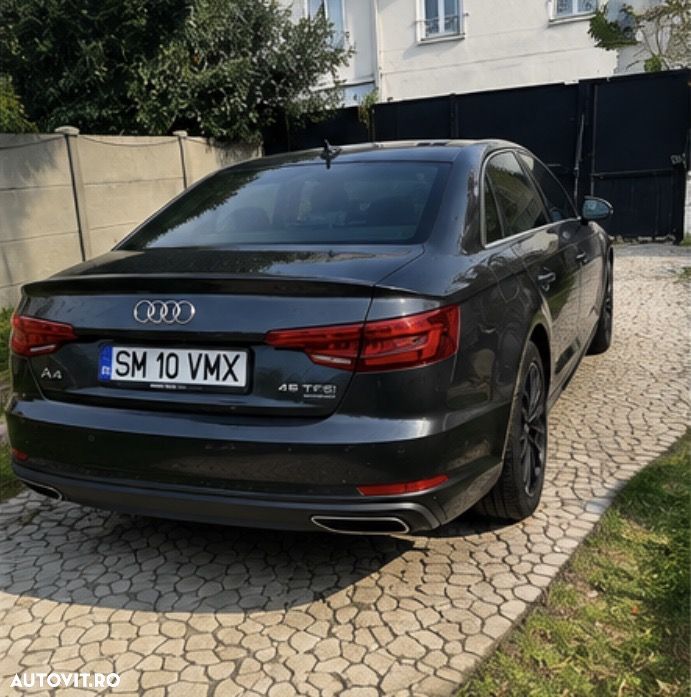 Audi A4 Limuzina 45 TFSI quattro MHEV S tronic Advanced - 5