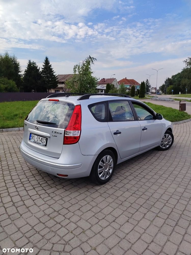 Hyundai i30 1.4 Classic + World Cup - 3