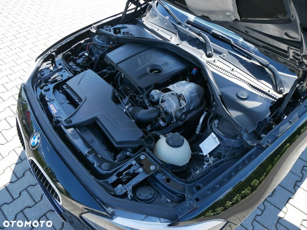 BMW Seria 1 116i - 26
