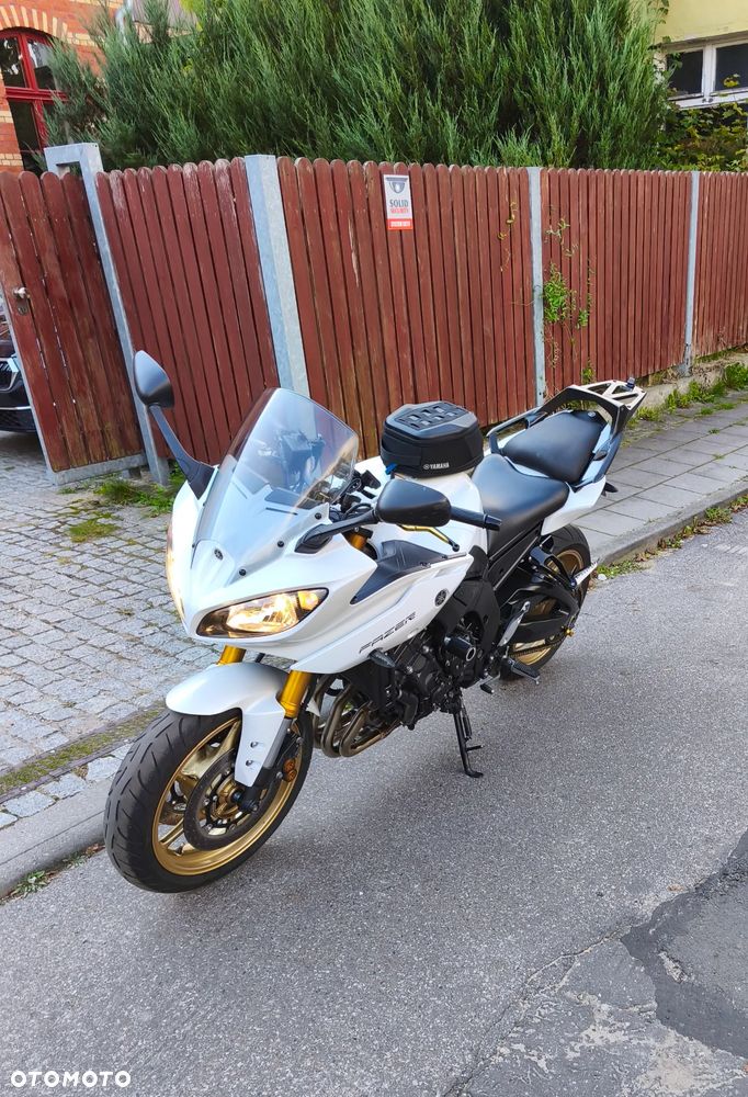 Yamaha FZ8 - 4