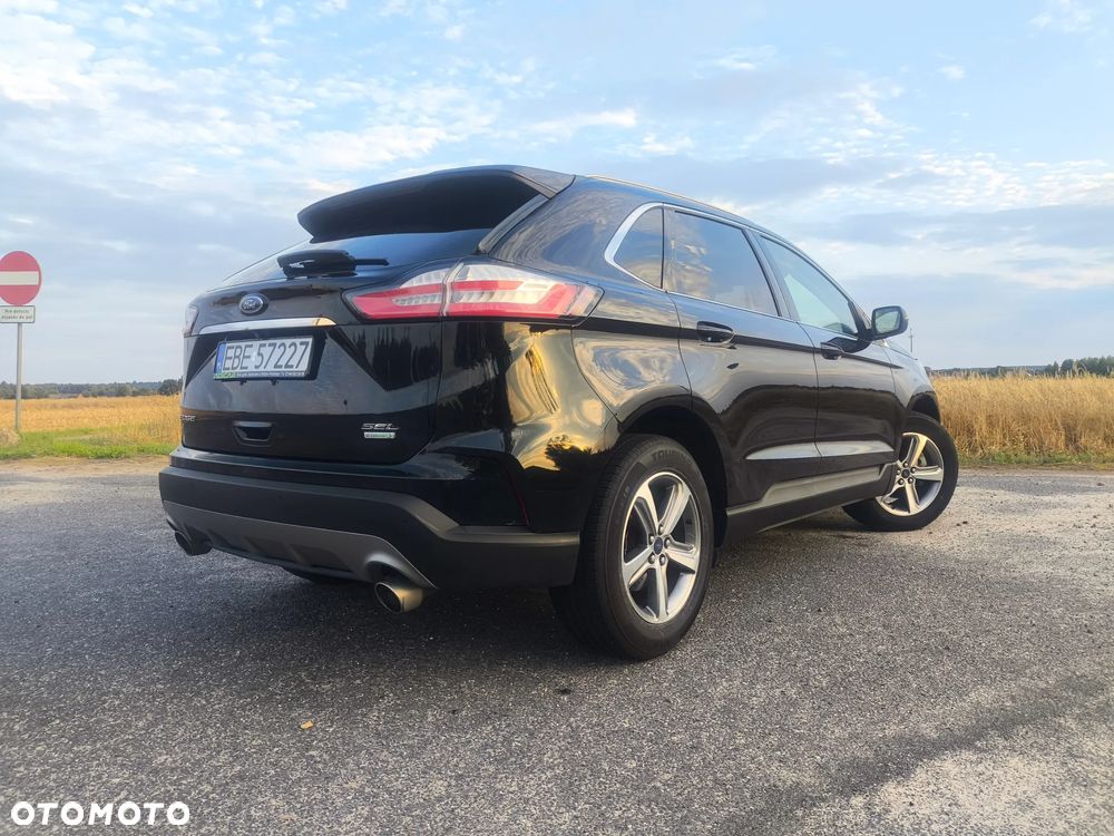 Ford Edge - 8