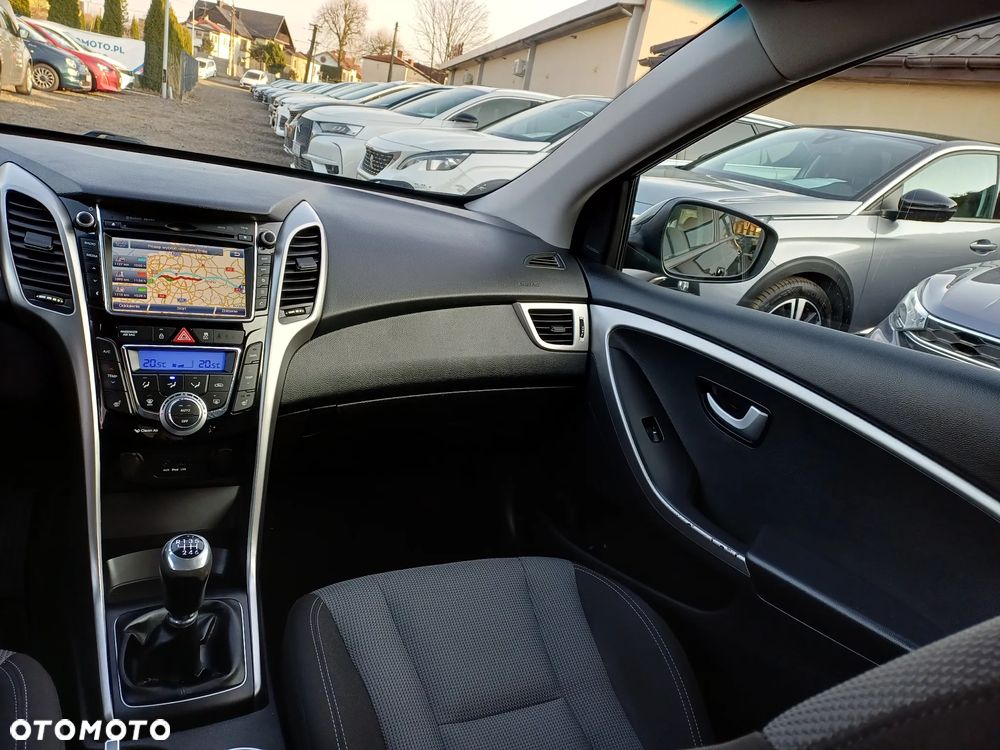 Hyundai i30 1.4 Premium - 23