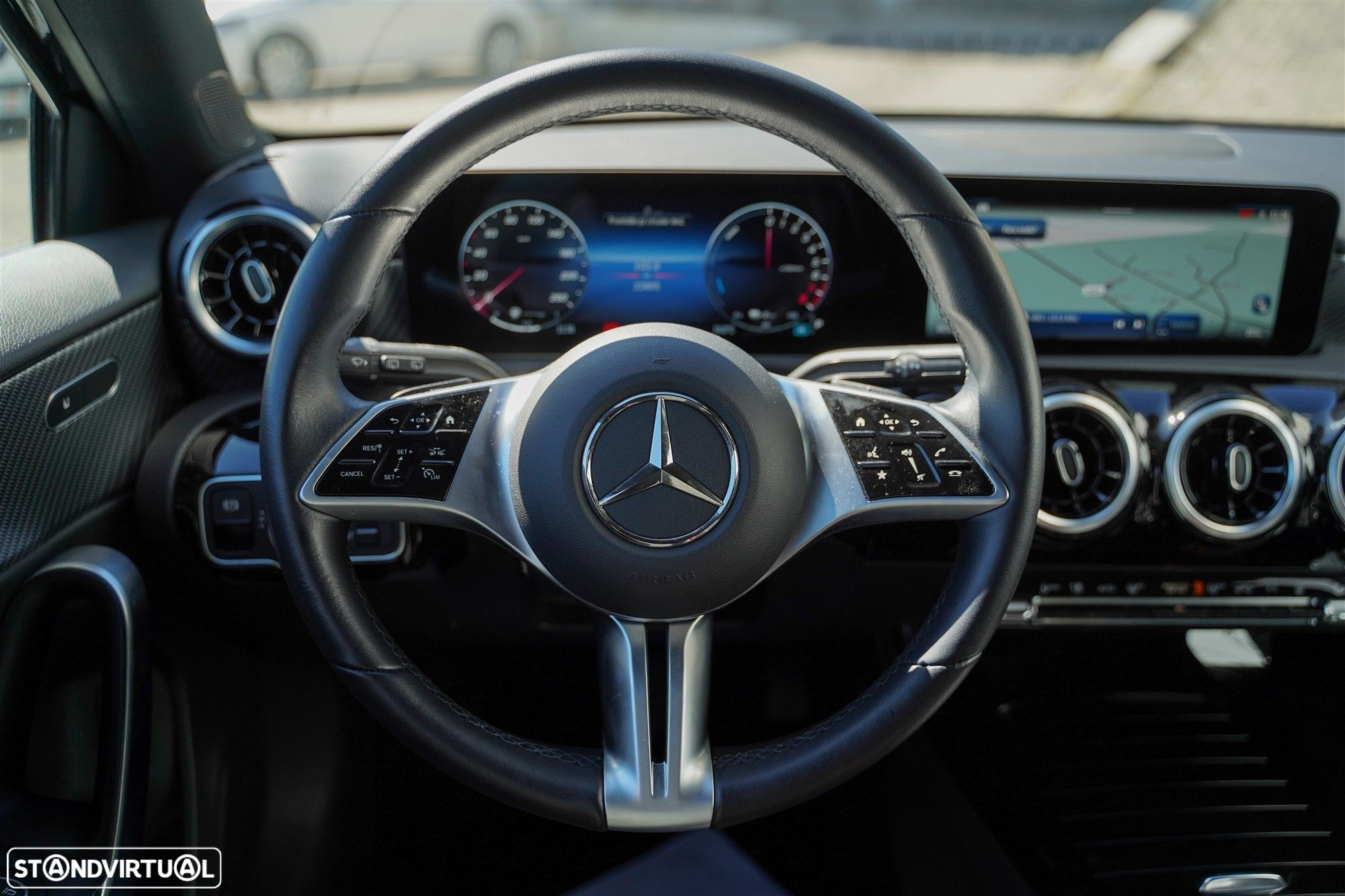 Mercedes-Benz A 250 e - 18