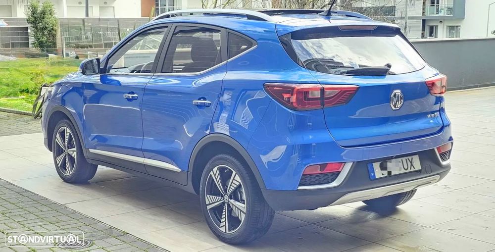 MG ZS Luxury - 18