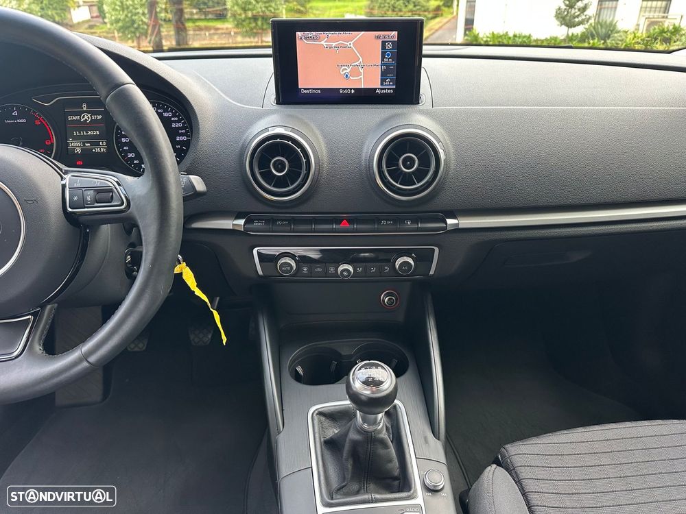 Audi A3 Sportback 1.6 TDI S-line - 11