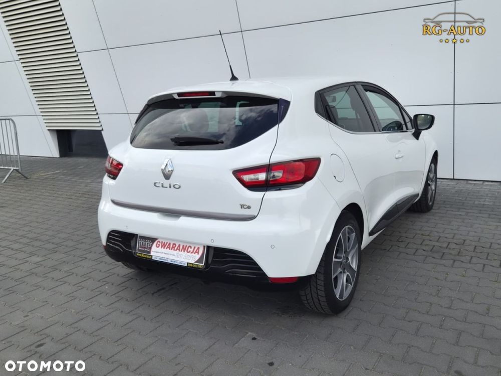 Renault Clio - 25