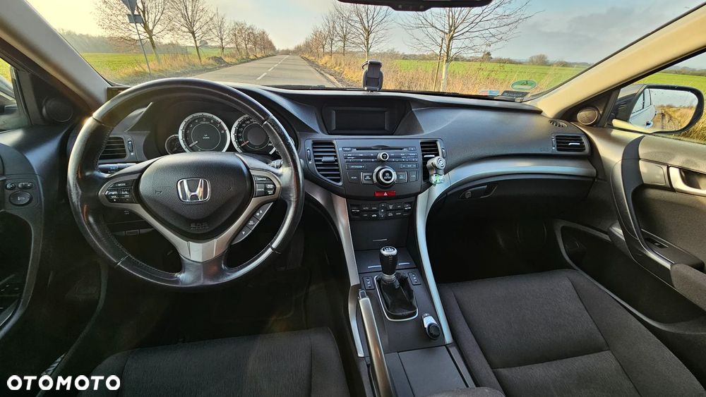Honda Accord 2.0 Elegance - 12