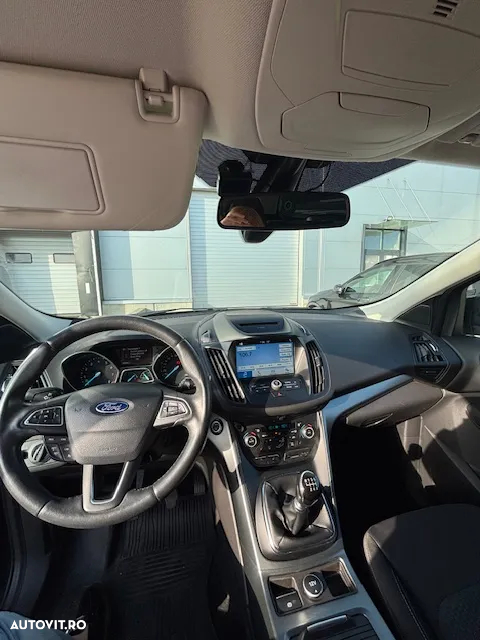 Ford Kuga 1.5 EcoBoost 2WD Trend - 26