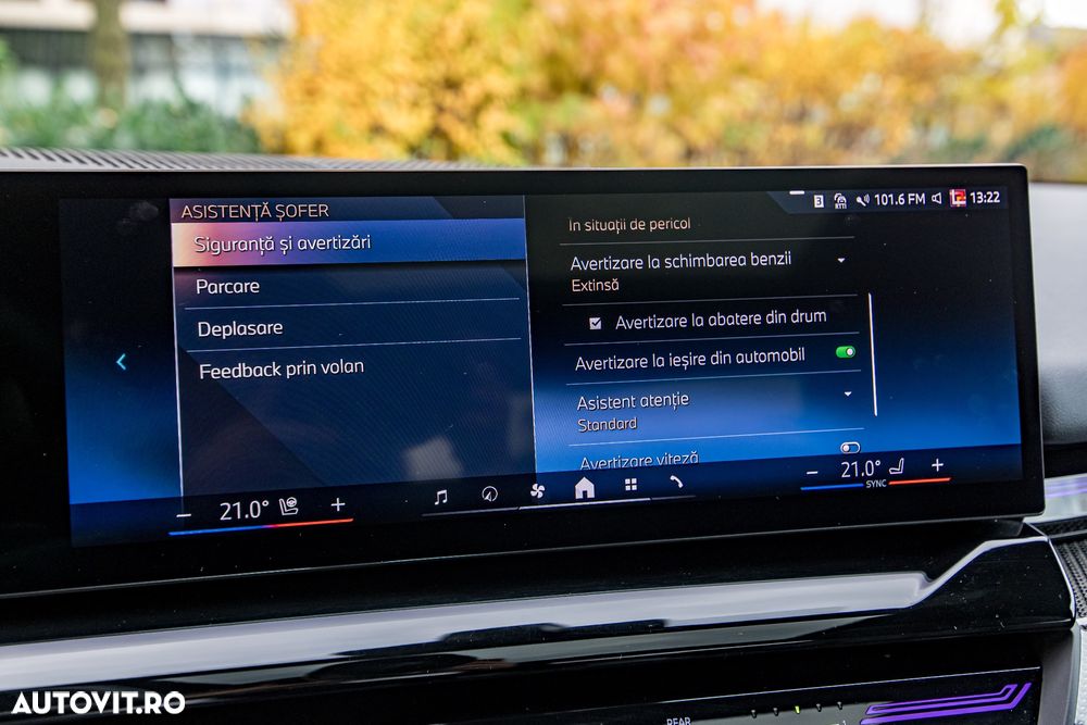 BMW Seria 5 520d xDrive AT MHEV - 23