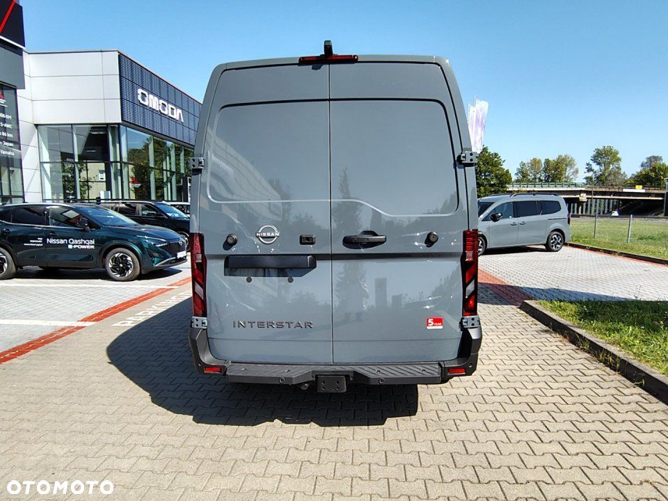 Nissan Interstar - 6