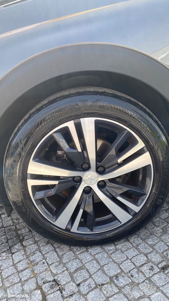Peugeot 5008 1.5 BlueHDi GT Line EAT8 - 16