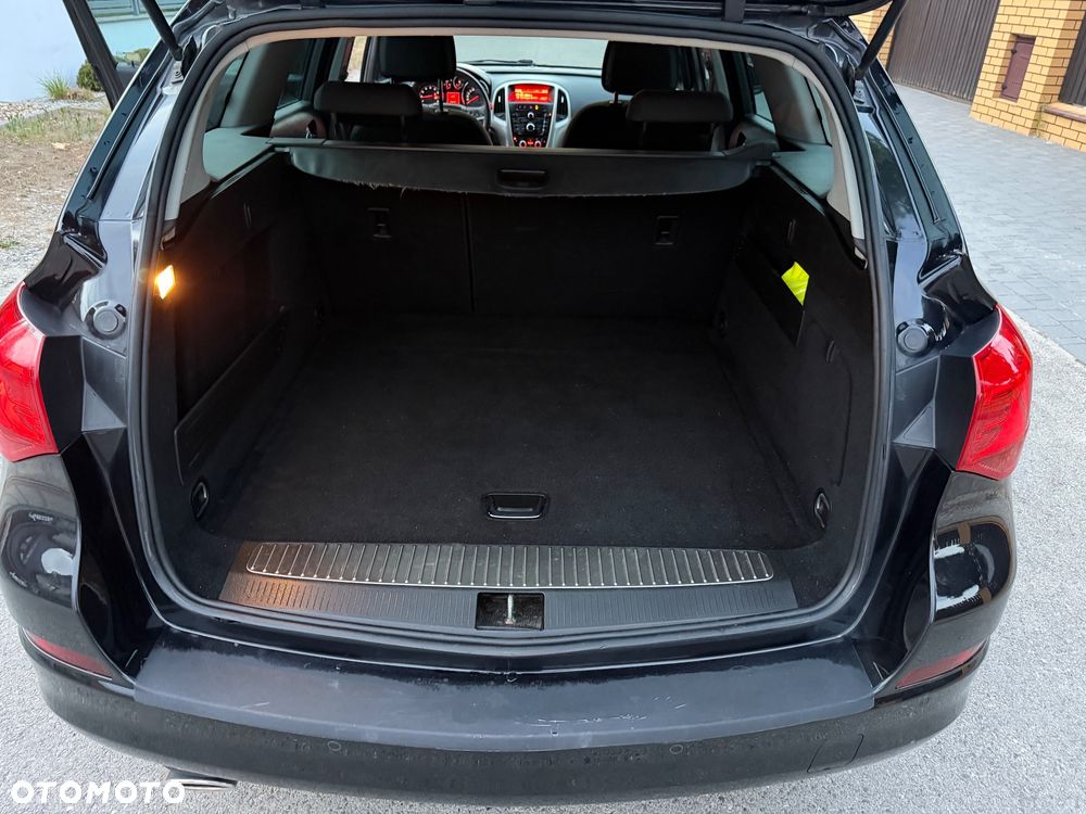 Opel Astra 1.4 T Enjoy - 12