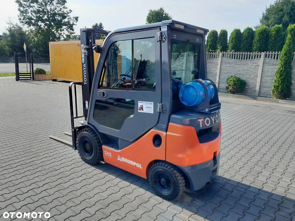 Toyota 02-8FGF18 - 2