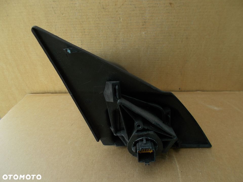 LUSTERKO LEWE RENAULT MEGANE II CABRIO CC ELEKT NV676 5 PIN - 4