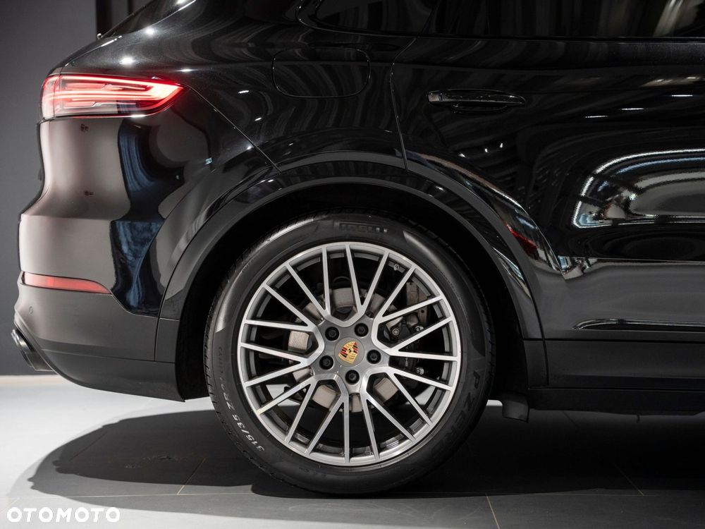 Porsche Cayenne Platinum Edition - 8