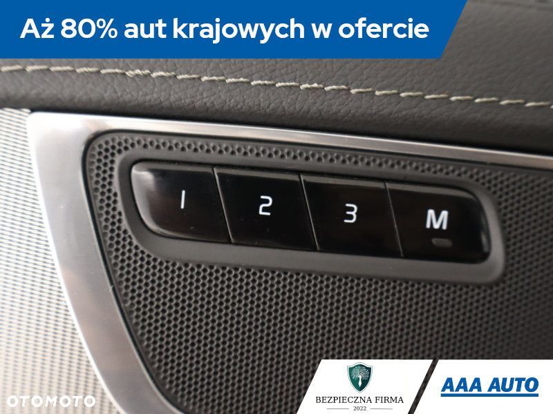 Volvo XC 90 - 22