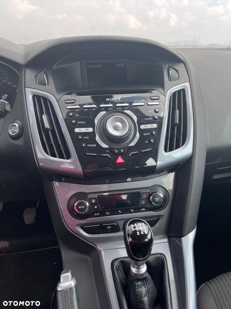 Ford Focus 1.6 TDCi DPF Start-Stopp-System SYNC Edition - 7