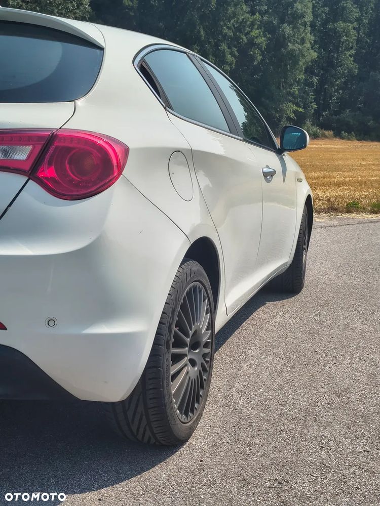 Alfa Romeo Giulietta 1.4 TB MultiAir Distinctive - 6