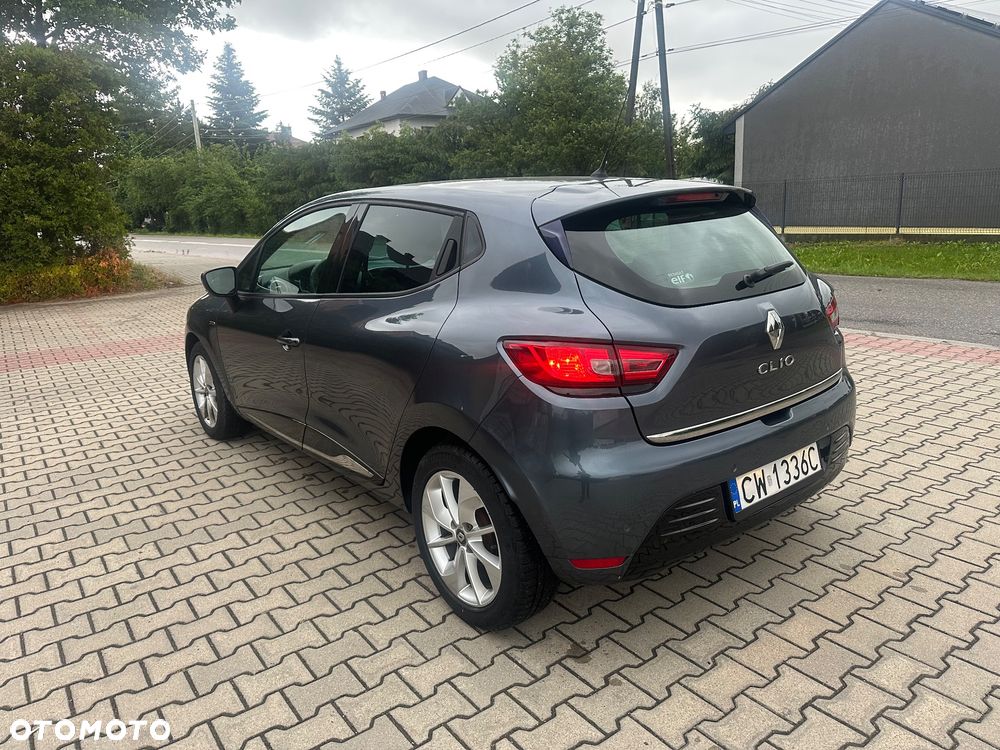 Renault Clio 1.2 16V Limited - 8