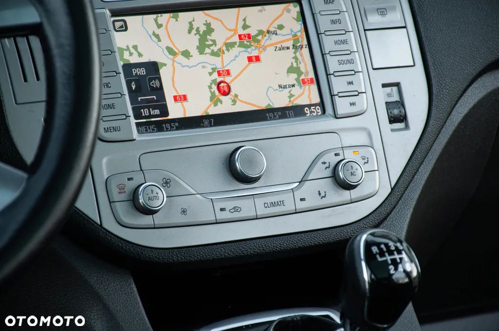 Ford Kuga 2.0 TDCi 4WD Titanium Plus - 36