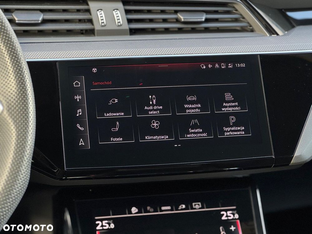 Audi Q8 Sportback e-tron - 26