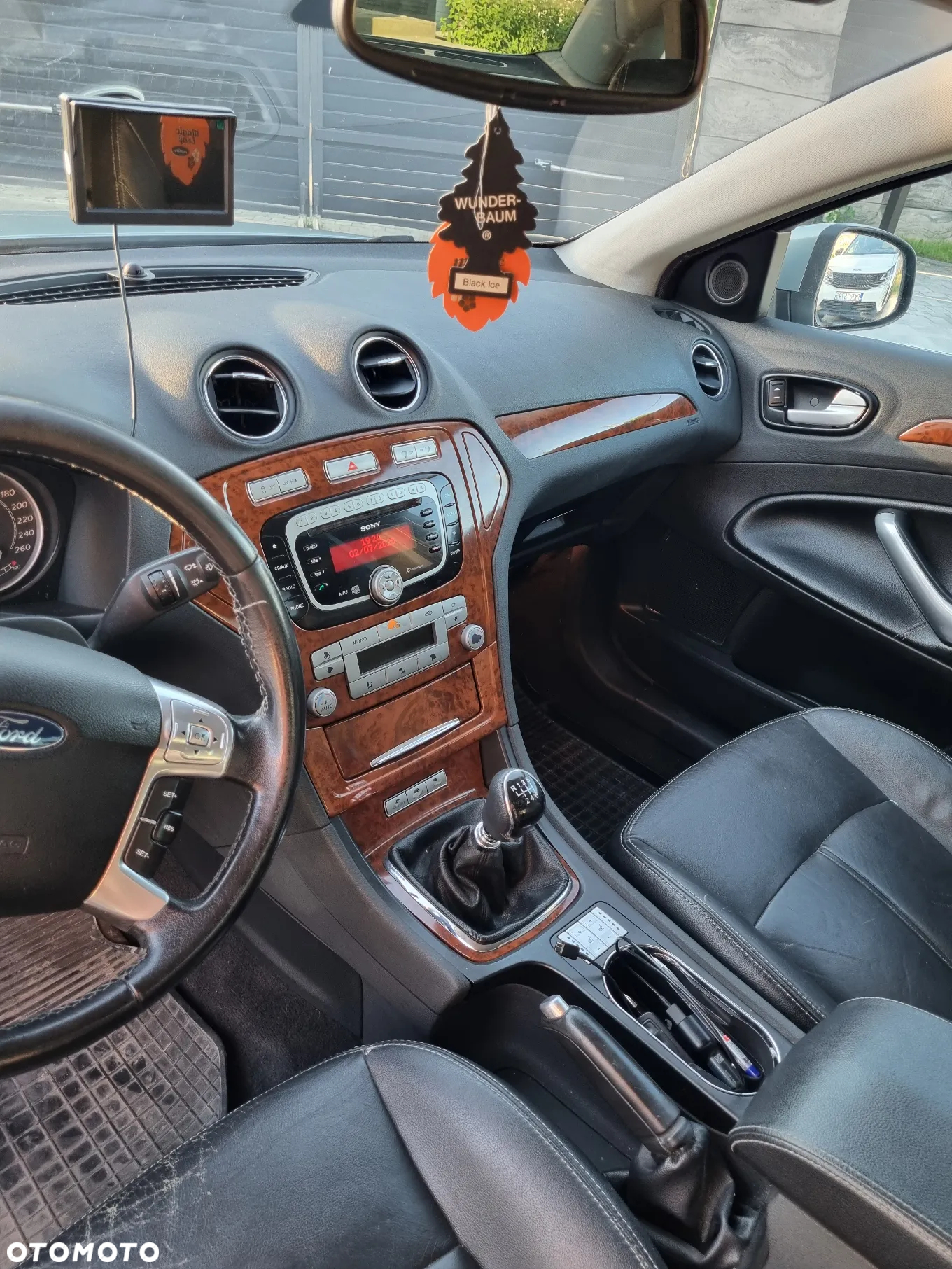 Ford Mondeo 2.0 TDCi Ghia X - 11