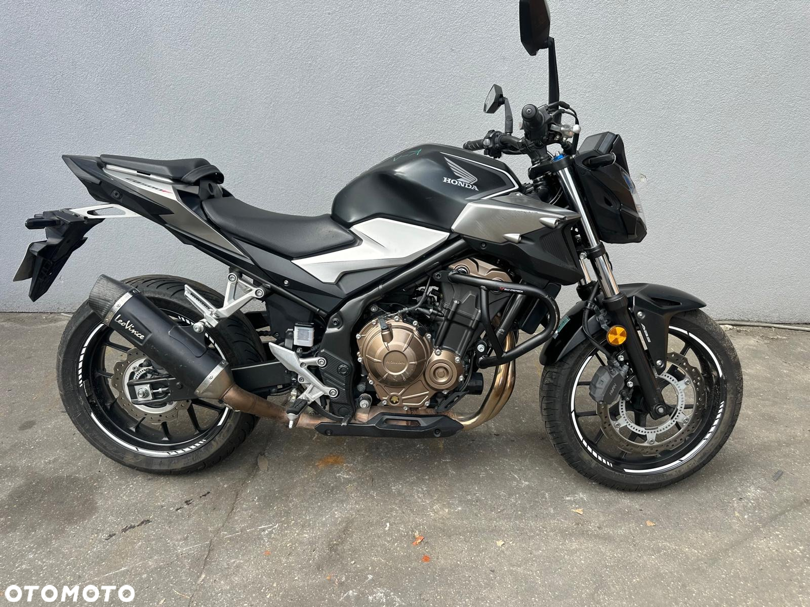 Honda CB - 2