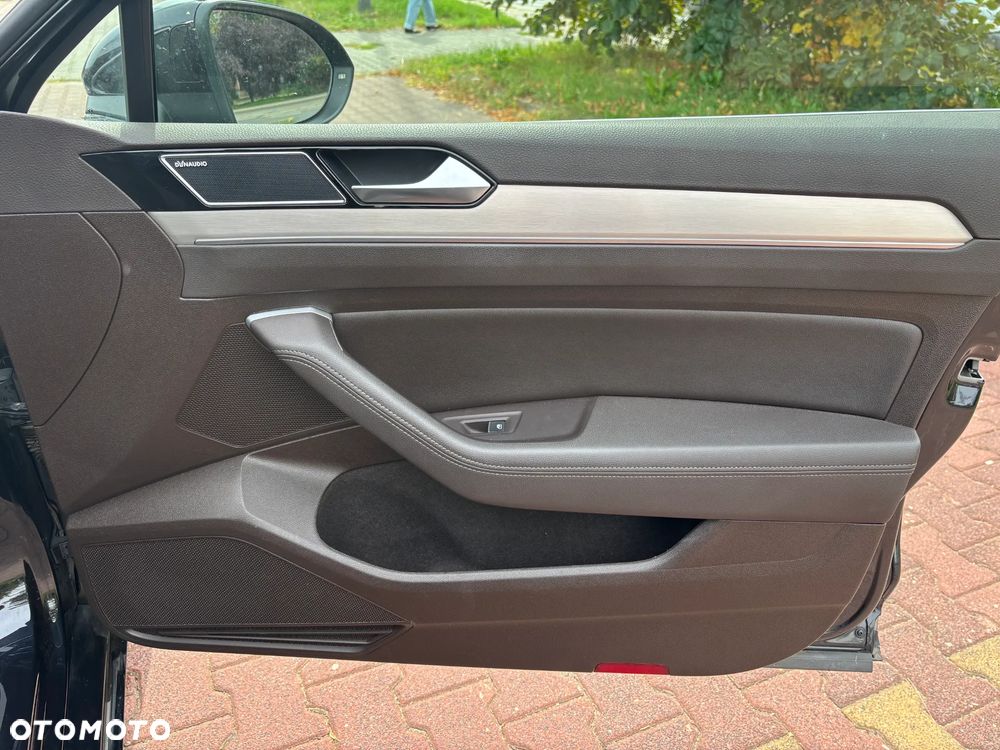 Volkswagen Passat 2.0 TSI BMT Highline DSG - 9