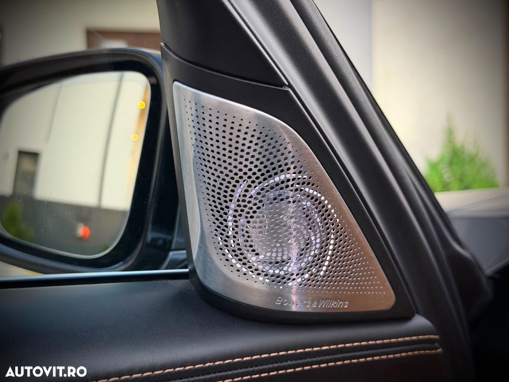 BMW Seria 7 740e iPerformance - 30