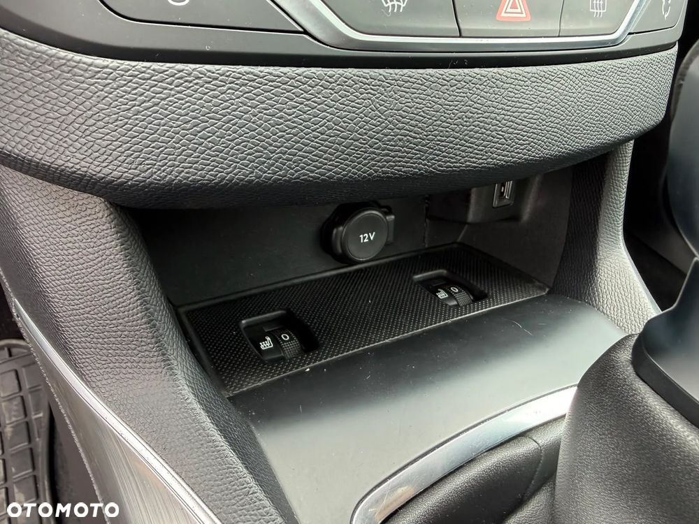 Peugeot 308 BlueHDi FAP 120 EAT6 Stop & Start Allure - 19