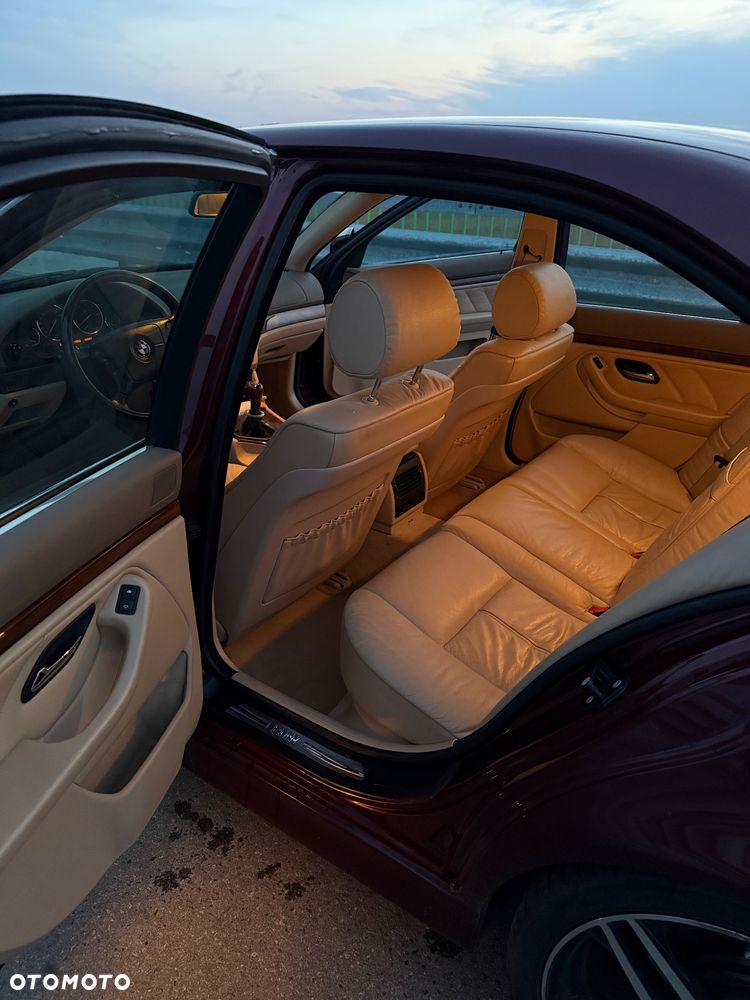 BMW Seria 5 - 15