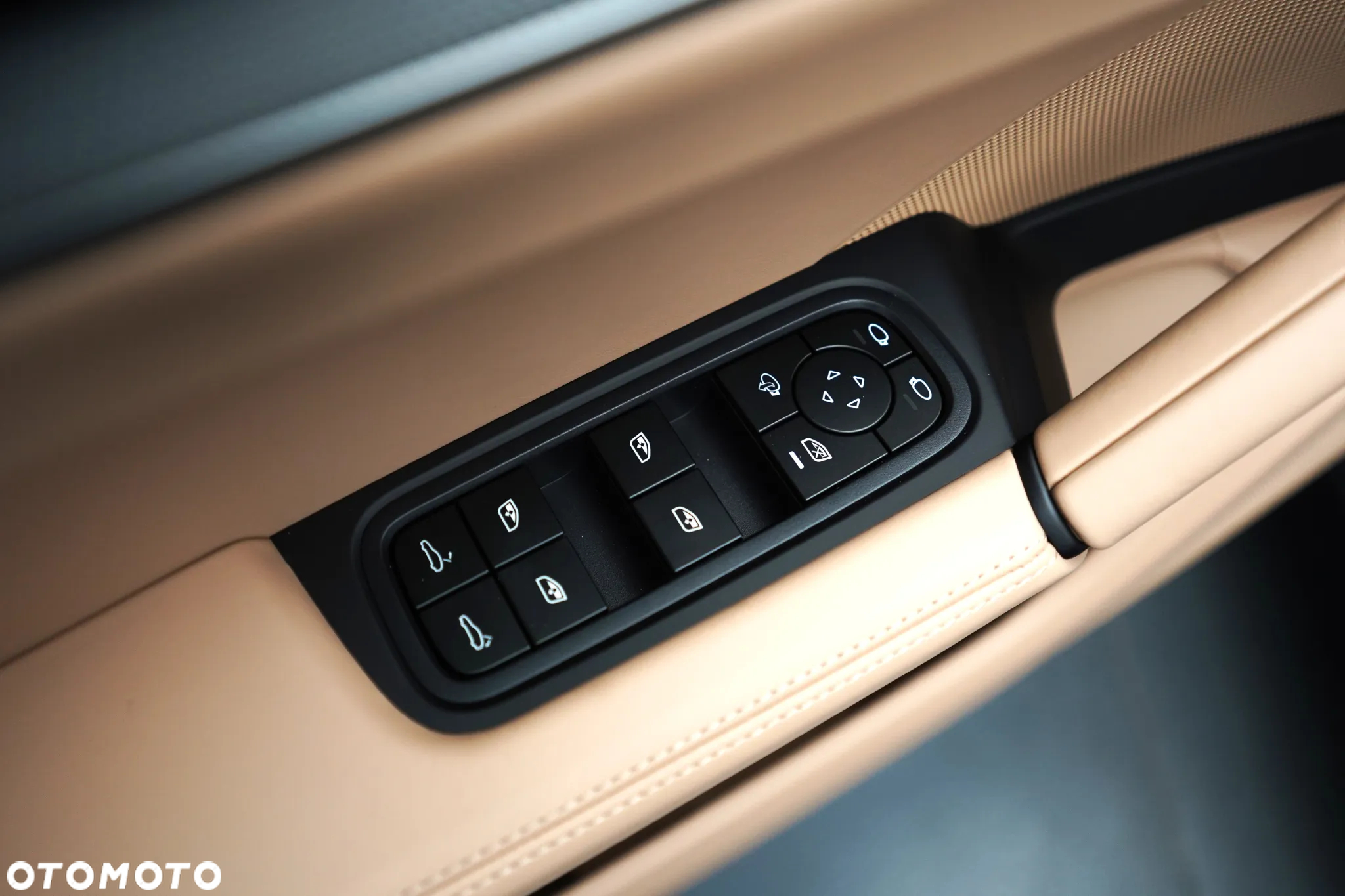 Porsche Cayenne Standard - 17