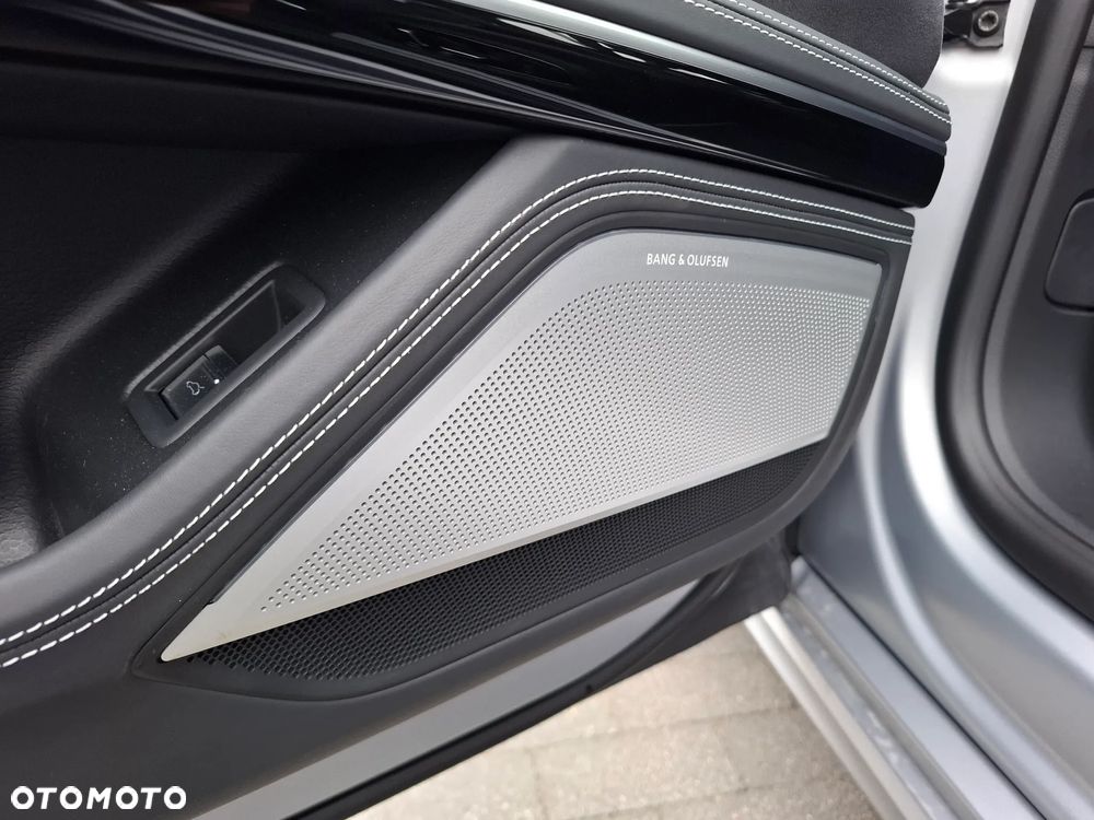 Audi A8 L 60 TFSI quattro tiptronic - 25
