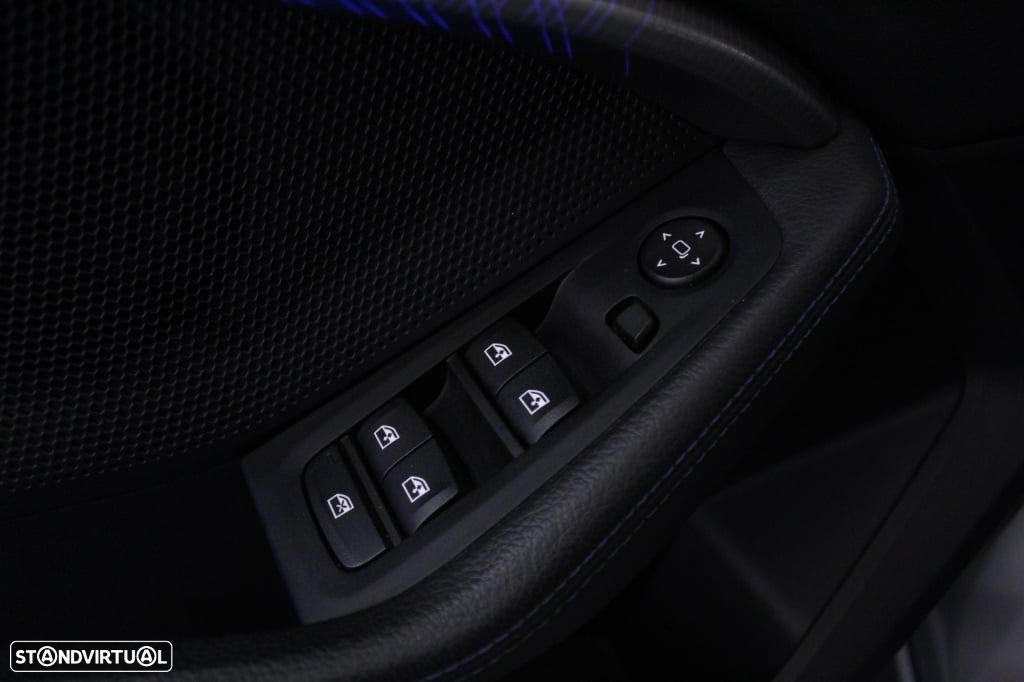 BMW 116 d Pack Desportivo M Auto - 20